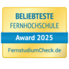 Beliebteste Fernhochschule Beliebteste Fernhochschule Award 2025, verliehen von FernstudiumCheck.de. Das Design ist in Gelb und Blau gehalten.
